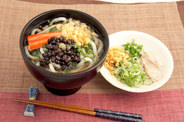 黒千石なっとううどん